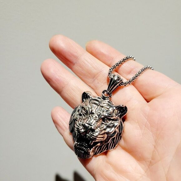 Brand New Tiger Head Silver Necklace - Picture 3 of 8
